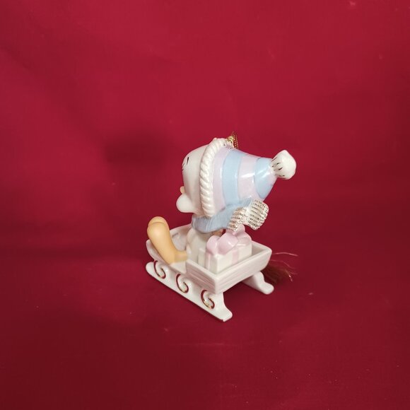 LENOX A Tweety Delivery Looney Tunes Warner Bros. Porcelain Christmas Ornament - Picture 7 of 15